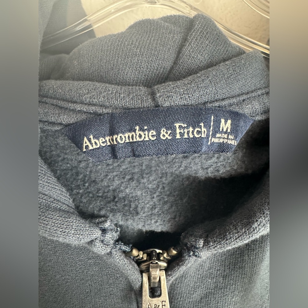 Abercrombie & Fitch Essential Cropped Full Zip Hoodie Jacket - Picture 5 of 5